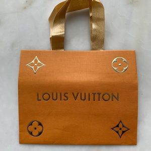 Louis Vuitton paper bag